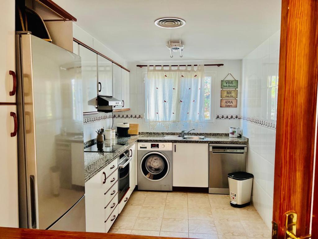 הוילה Casa Linda La Nucia Park מראה חיצוני תמונה