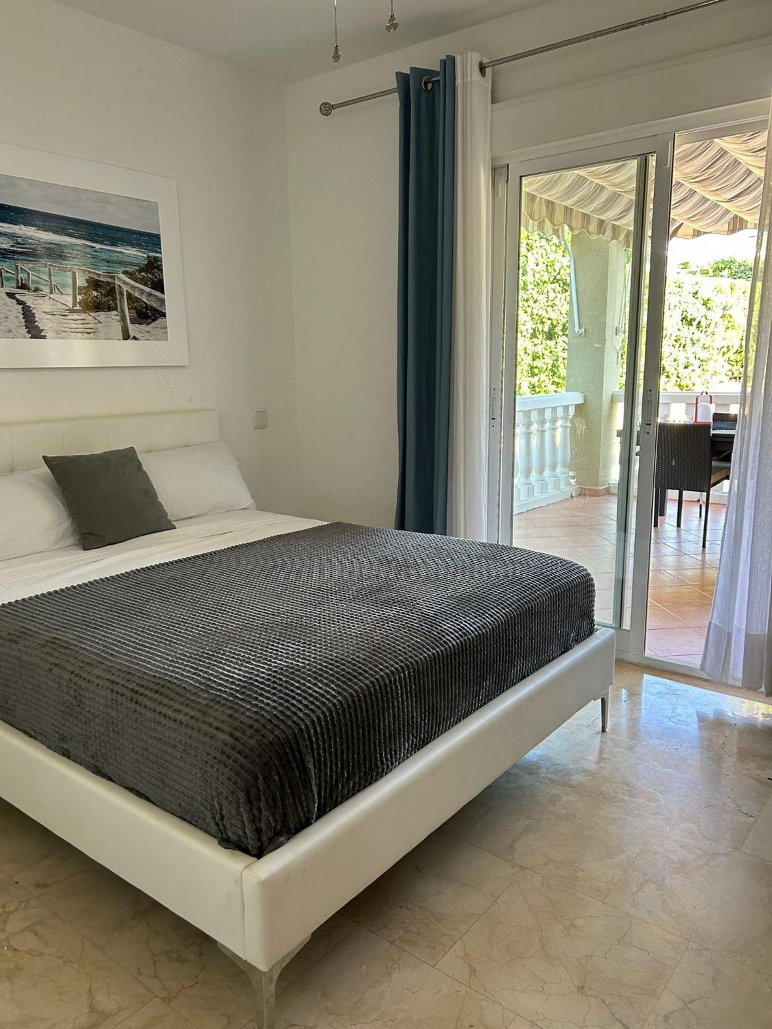 הוילה Casa Linda La Nucia Park מראה חיצוני תמונה